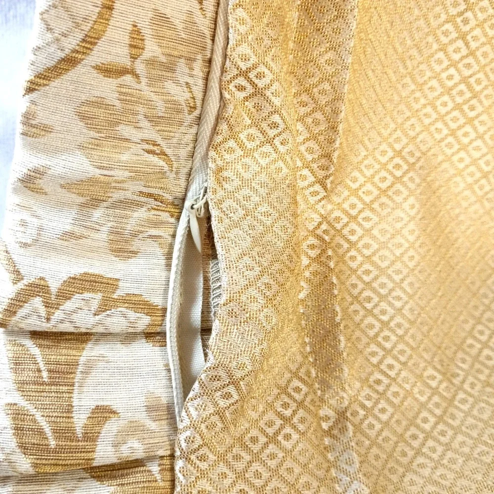 Croscill Excelsior Gold Paisley Scroll (2) Standard Pillow Shams Cording Ruffle